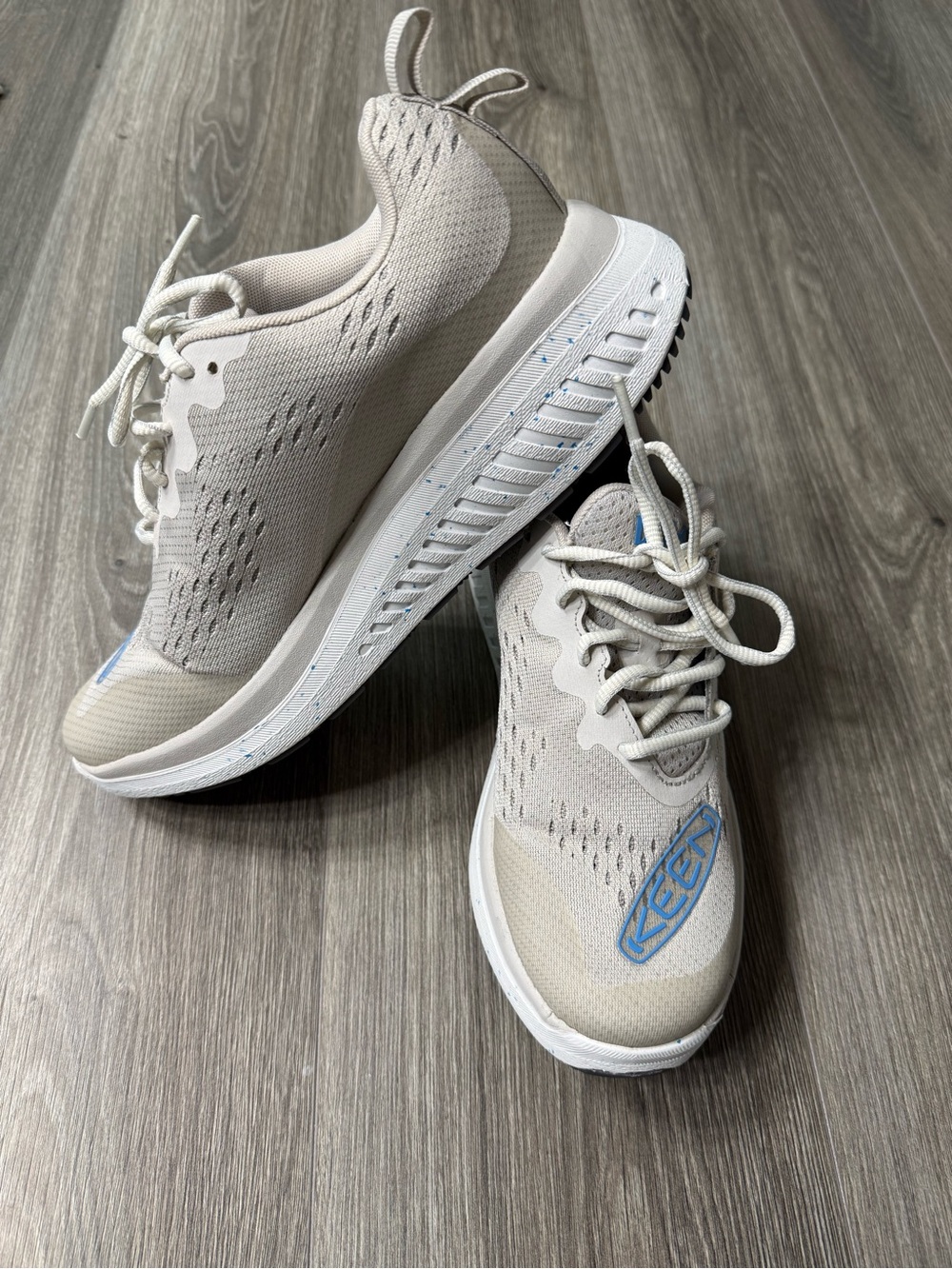 Keen Women's WK400 Walking Shoes Vapor Azure Blue Size 9.5 Lace Sneakers